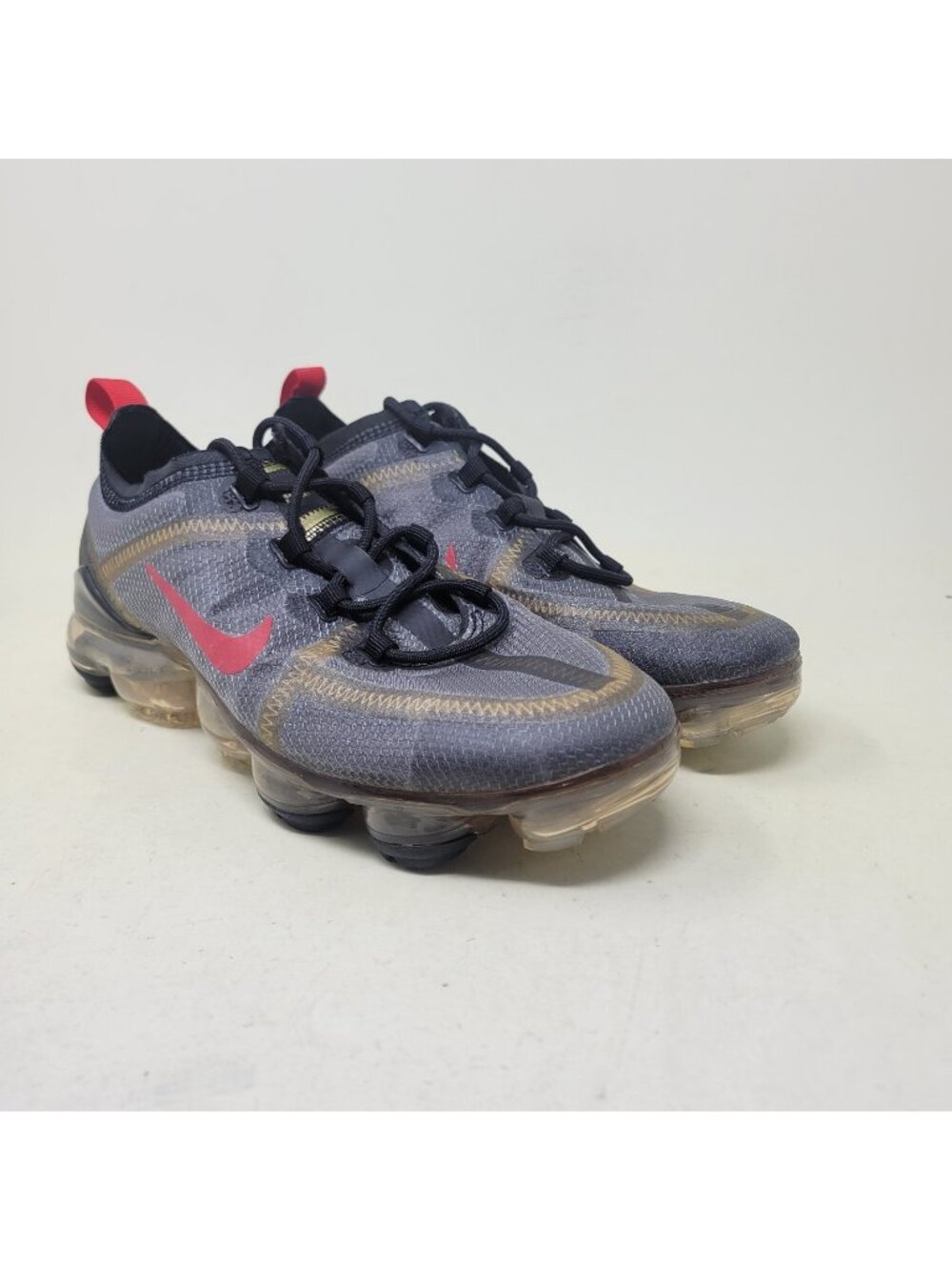 Nike Air Vapormax 2019 Unisex Women's Size 8 Black Metallic Gold CU4872-001
